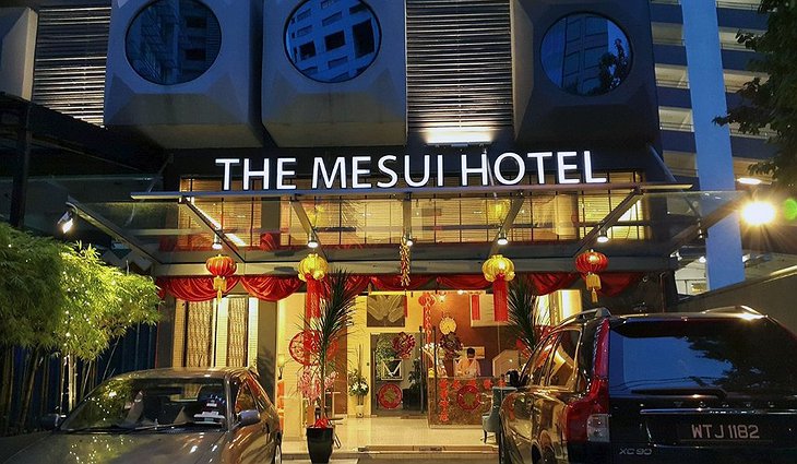 The Mesui Hotel Entrance at Night