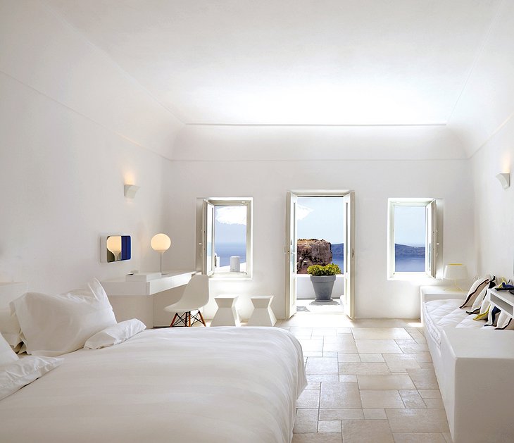 Grace Santorini honeymoon suite