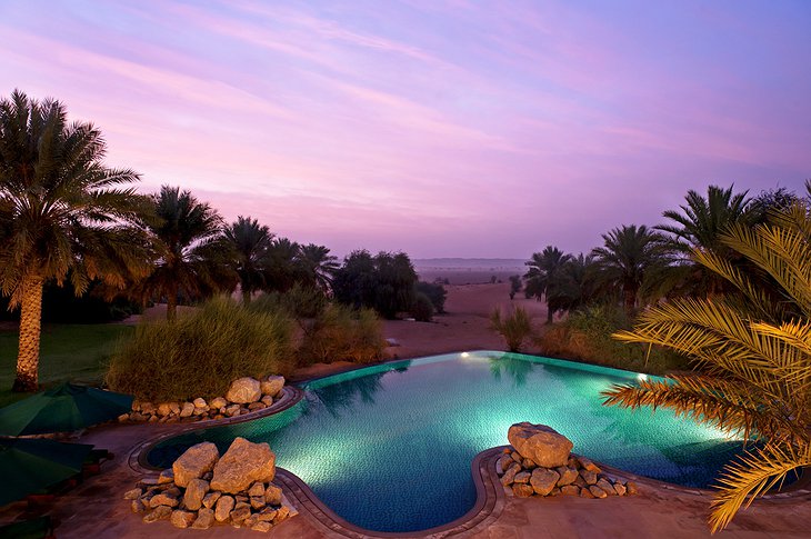 Al Maha Desert Resort swimming pool