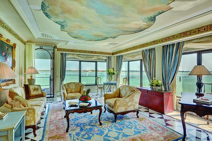Belmond Hotel Cipriani suite with panoramic views