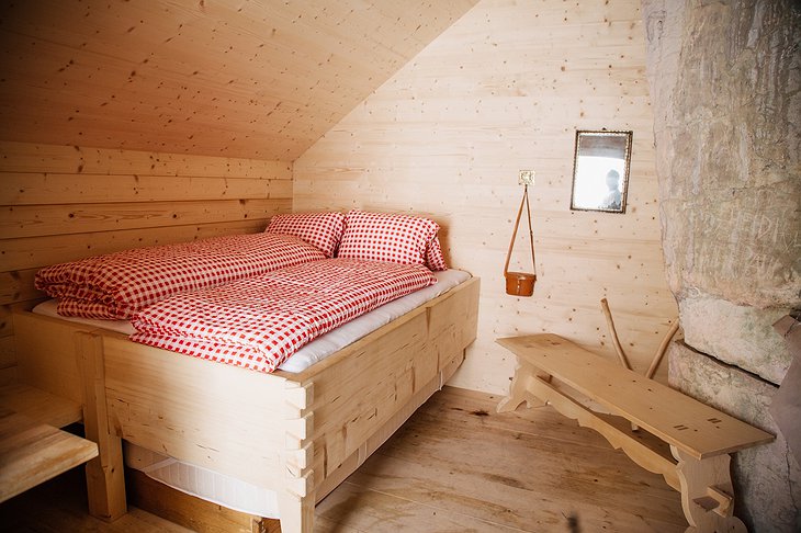Berggasthaus Aescher Double Bed Room