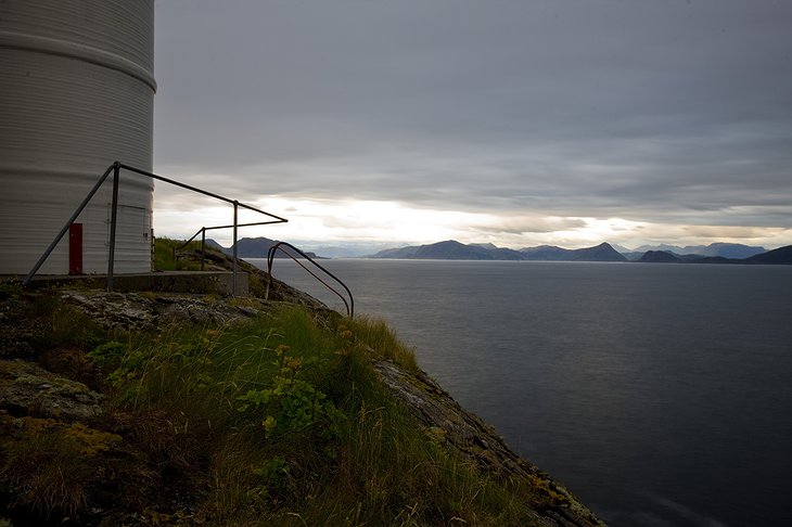 Svinoy Lighthouse views