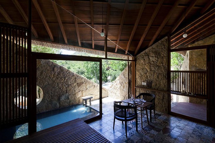 room with plunge pool