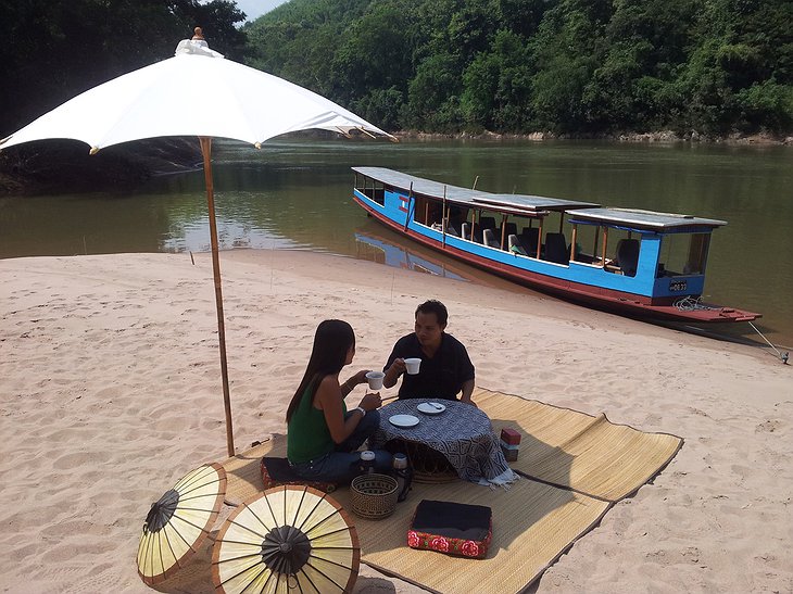 Muang La Lodge Riverside Private Dining In The Sand