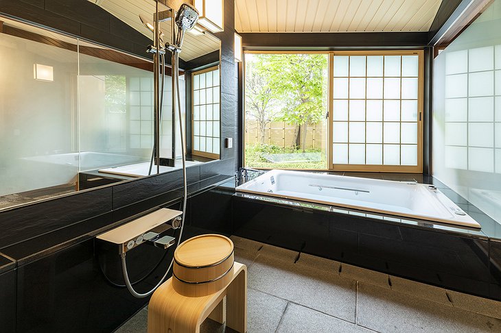 Hotel Gajoen Tokyo Japanese Bathroom