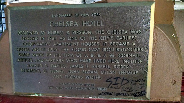 Hotel Chelsea plaque