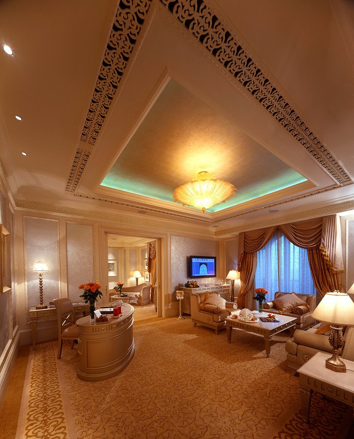 Emirates Palace luxury suite