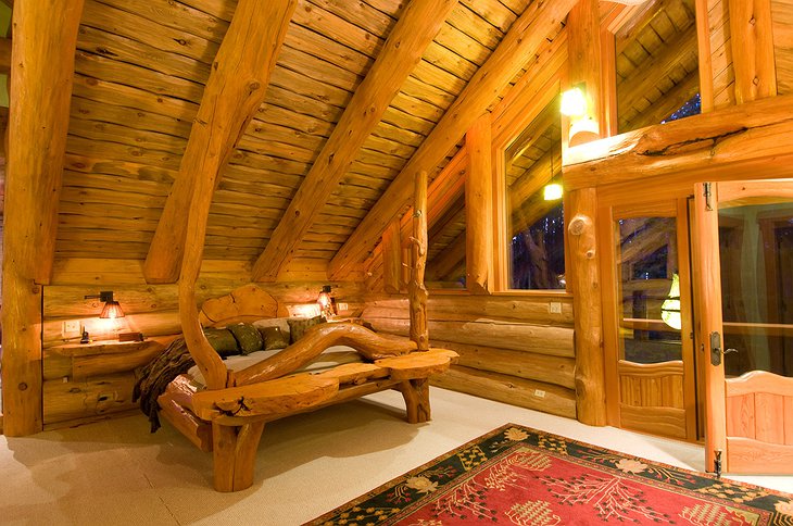The Chilko Experience Wilderness Resort wooden bed