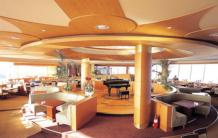Sun Cruise Resort interior