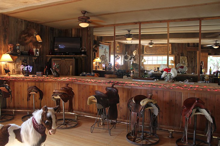 Genuine Draft Horse Ranch salon interior