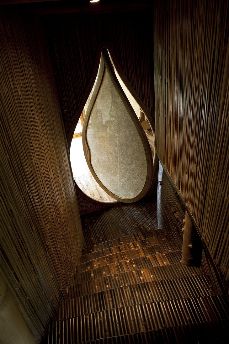 Sharma Springs Bamboo House Leaf-Shaped Revolving Door