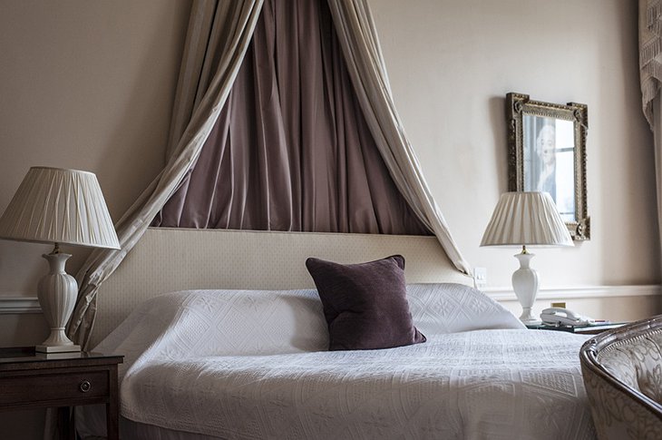 The Royal Crescent Hotel bed