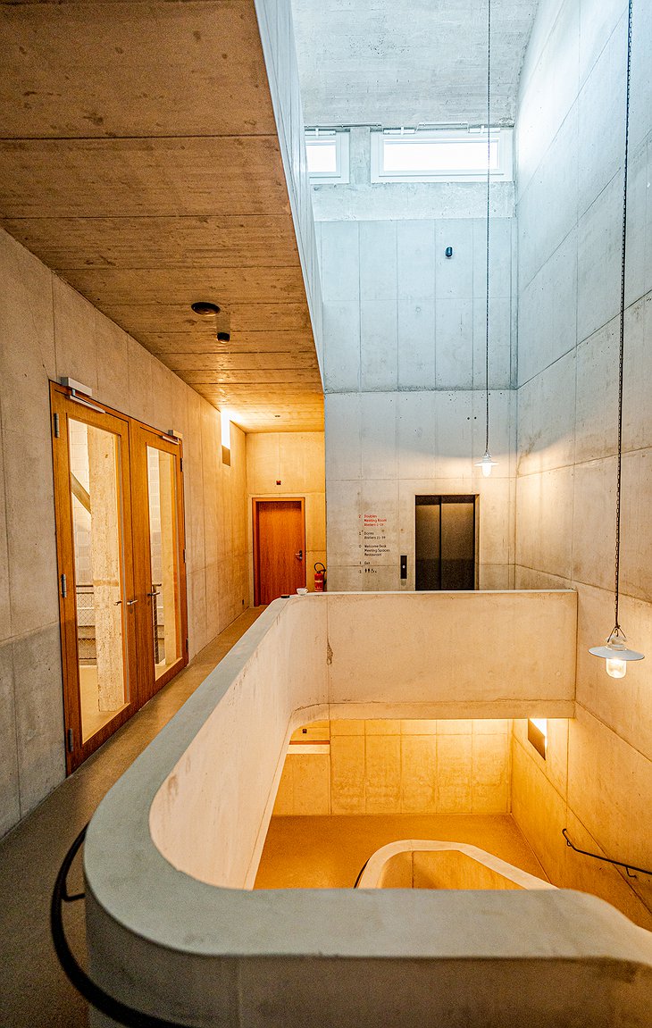 Silo Design & Boutique Hostel Basel Concrete Interior