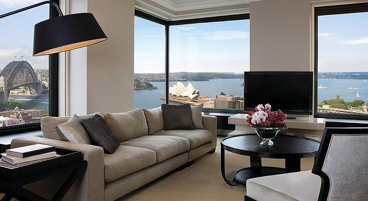 Four Seasons Sydney hotel room with panoramic views on the Opera House