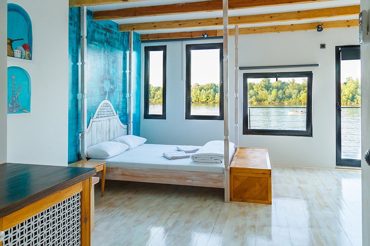 ArkaBarka Floating Hostel double bedroom with Danube panorama