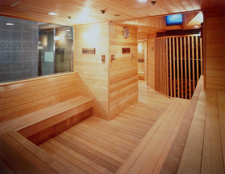Asahi Plaza Capsule Hotel sauna