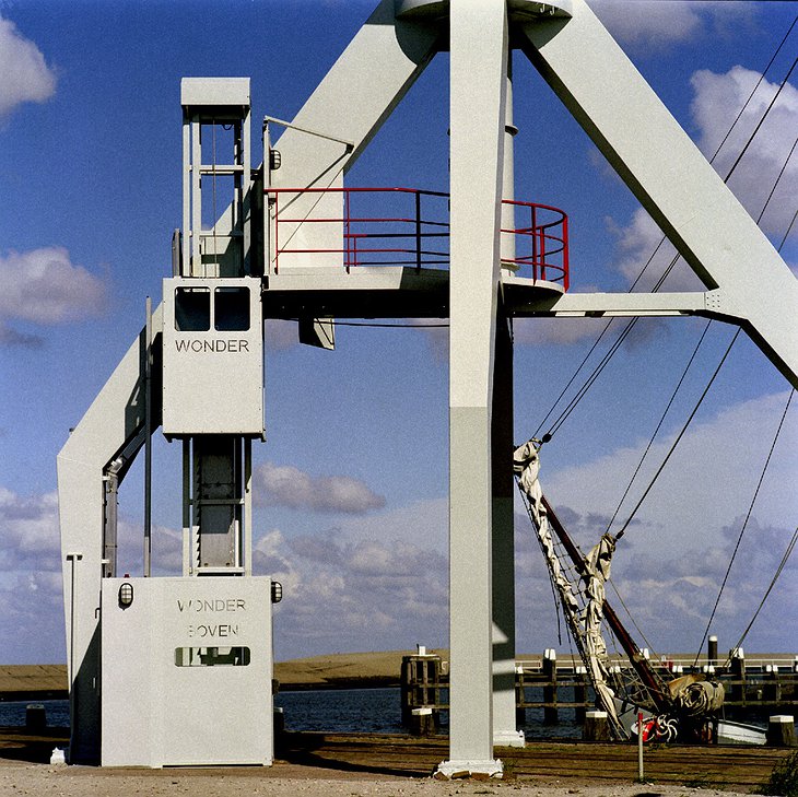 Wonder Harbour Crane