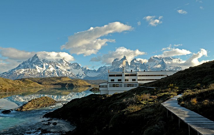 Hotel Salto Chico Explora Patagonia and the Andes in the background