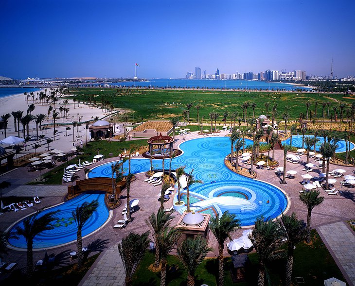 Emirates Palace outside swimming pools