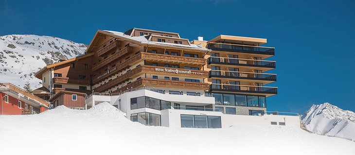 Hotel Schöne Aussicht building at above 2000 meters in the Alps