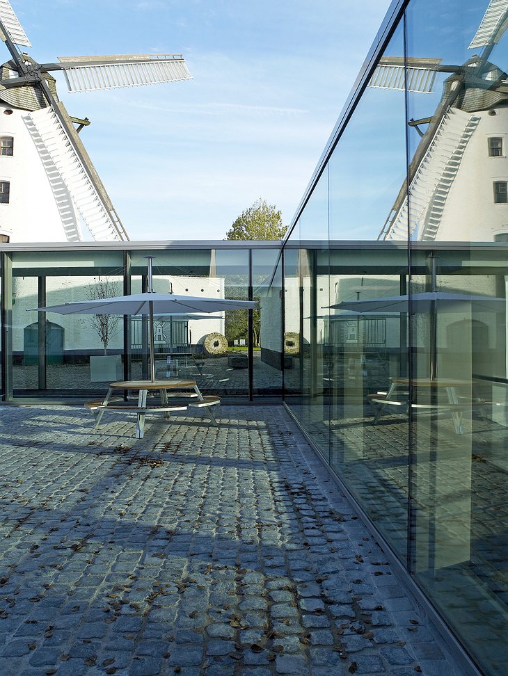 D-Hotel modern glass exterior