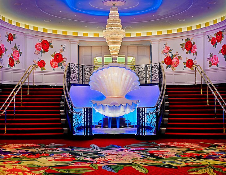 Greenbrier Hotel Casino Fountain