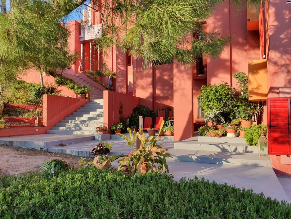 La Muralla Roja Loft Terrace