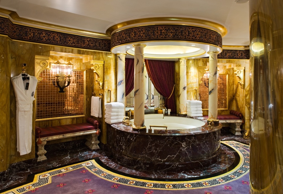 Royal Suite bedroom