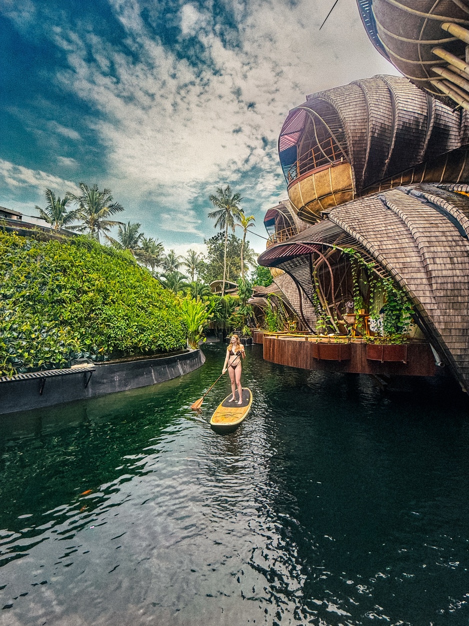 Ulaman Eco Luxury Resort - Lake Paddle Board