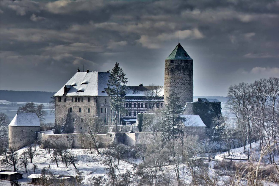 Snowy Burg Colmberg