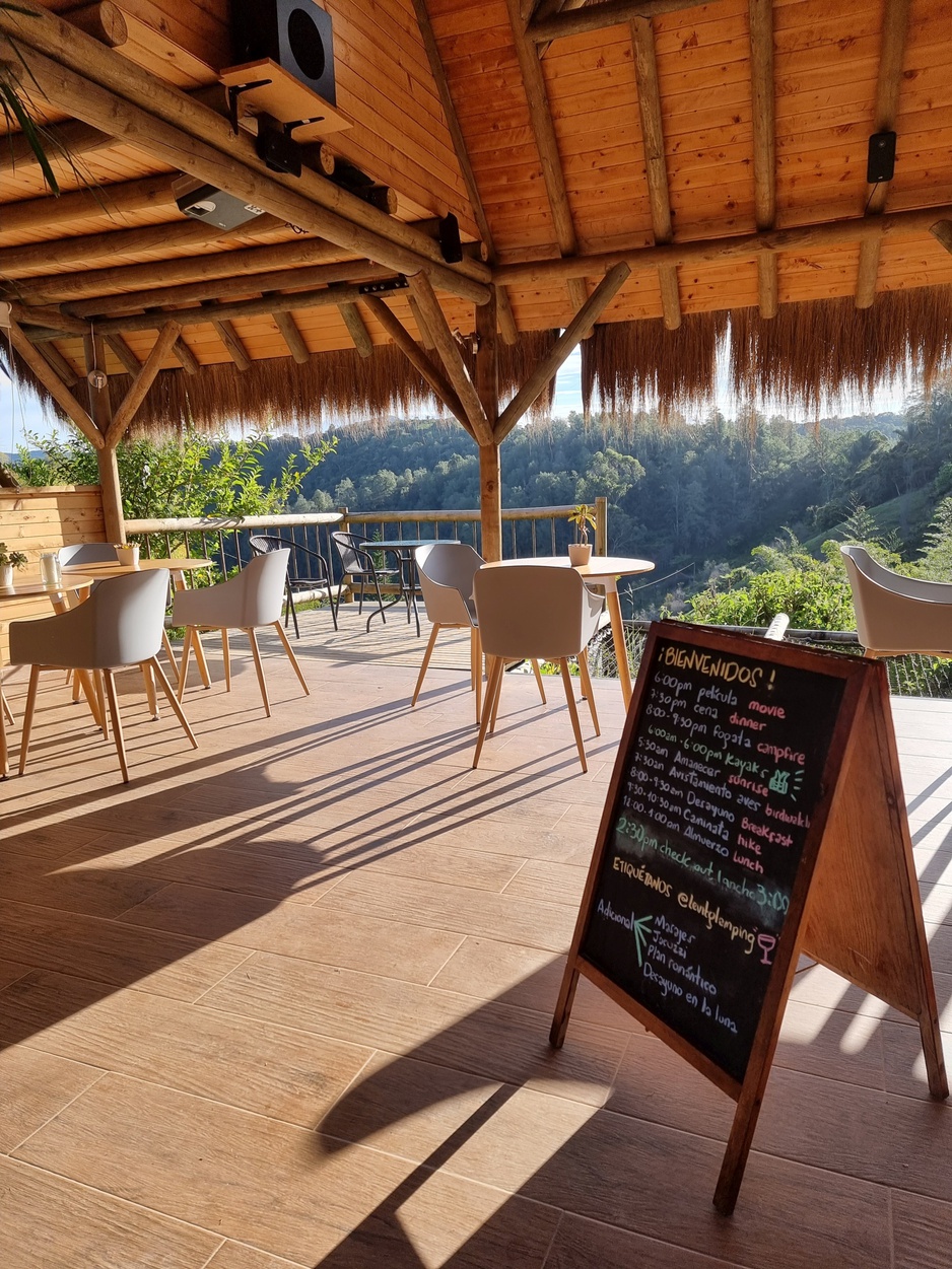 Levit Glamping Restaurant With a View