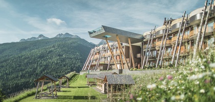 Alpin Panorama Hotel Hubertus  - Epic Sky Pool