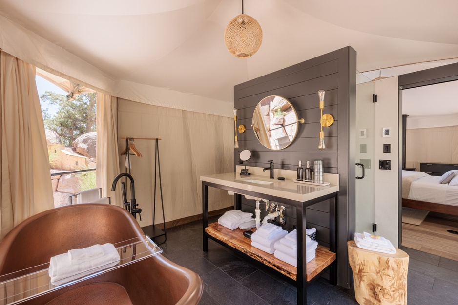 Open Sky Zion - Star Seeker Superior I Camp Copper Bathtub