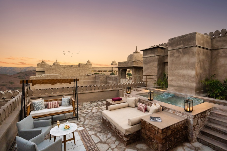 Six Senses Fort Barwara - Thakur Bhagwati Singh Hot Tub Suite