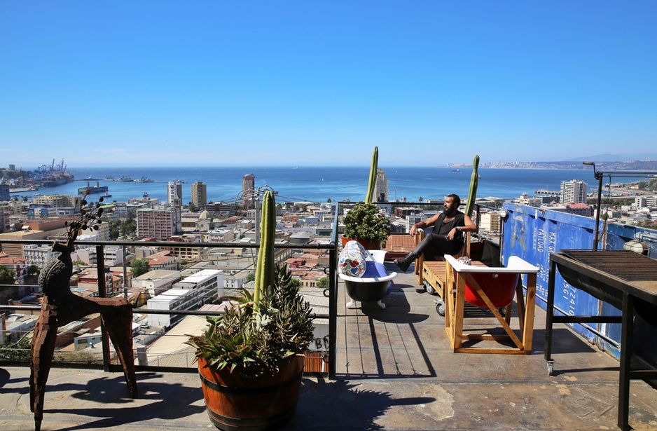 Winebox Valparaíso Hotel King Suite Malbec's Balcony