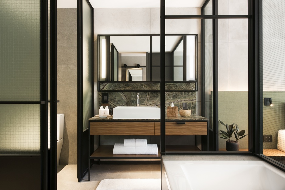 The Warehouse Hotel, Singapore - River View Room Bathroom