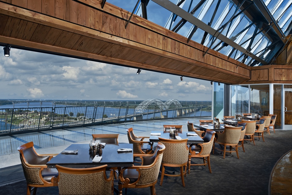 Big Cypress Lodge Terrace Restaurant Overlooking Memphis