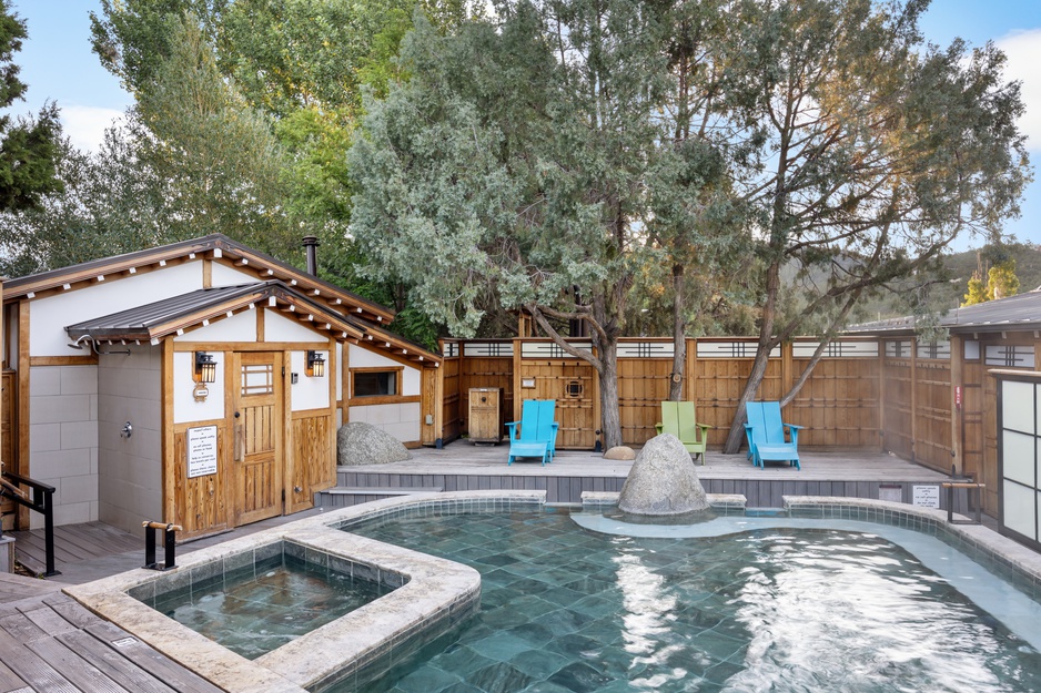 Ten Thousand Waves - Grand Bath