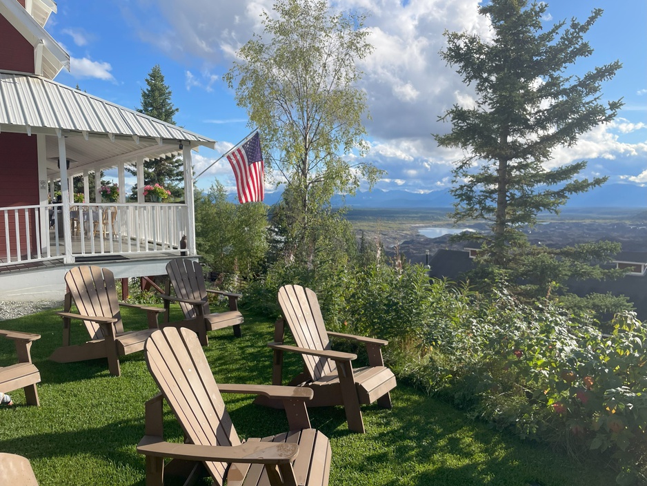 Kennicott Glacier Lodge Garden
