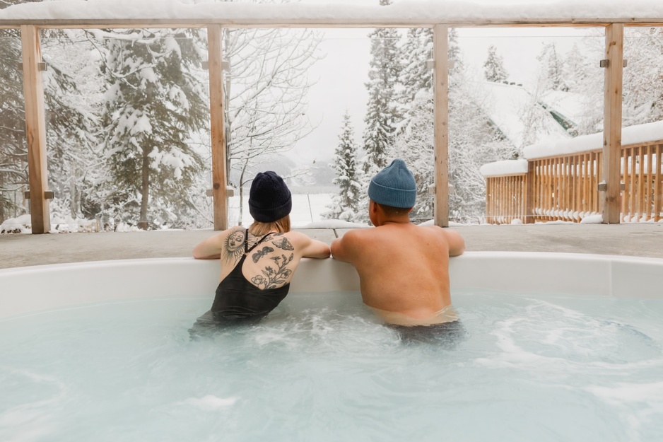 Emerald Lake Lodge Clubhouse Hot Tub