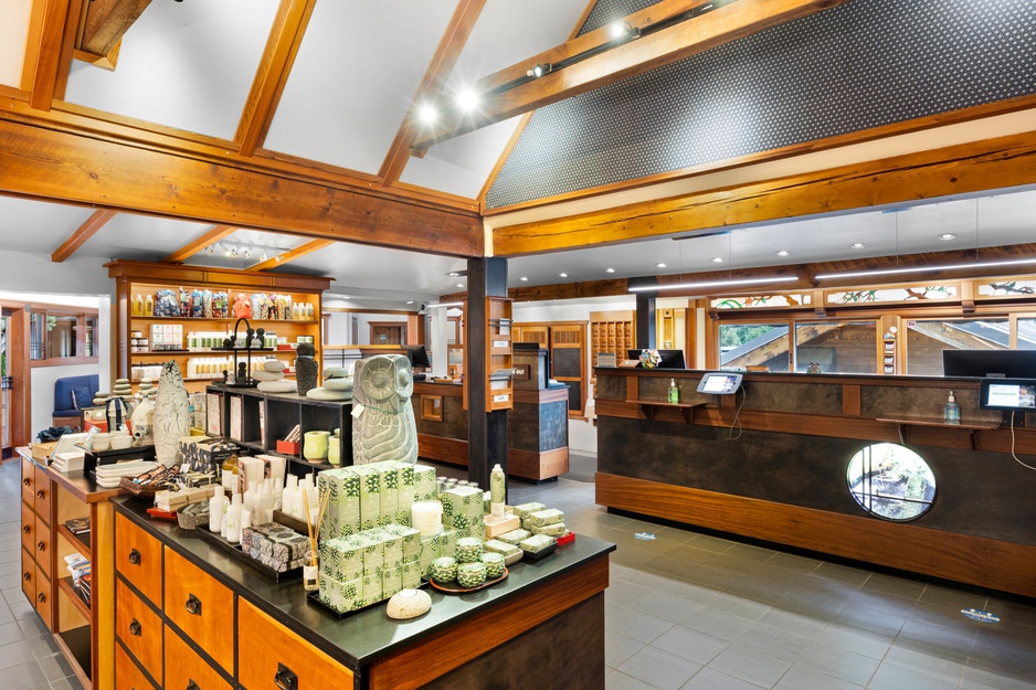 Ten Thousand Waves - Spa gift shop