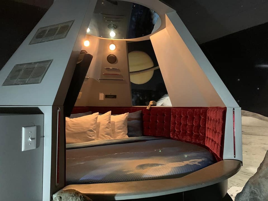 Don Q Inn - Tranquility Base Moon Landing Capsule As A Bedroom