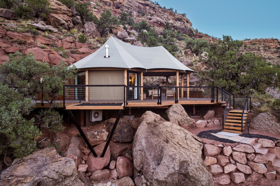 Open Sky Zion - Star Seeker Superior II Camp