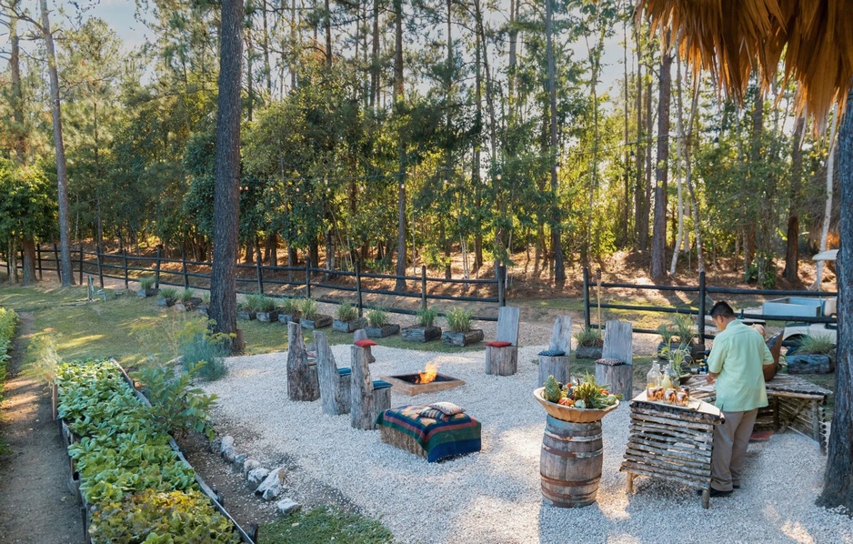 Blancaneaux Lodge - Garden Spot