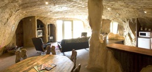 Mira Mira Fantasy Accommodation - Fairytale Cave Hotel