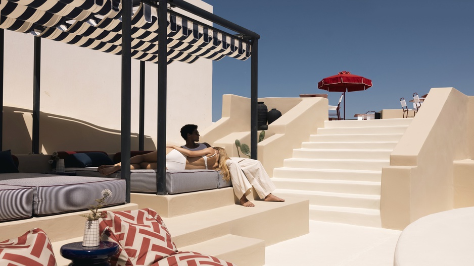 Neema Maison Finikia Santorini Relax by the Pool
