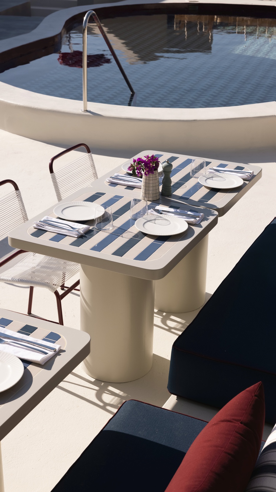 Antonino's Restaurant & Bar Designer Table