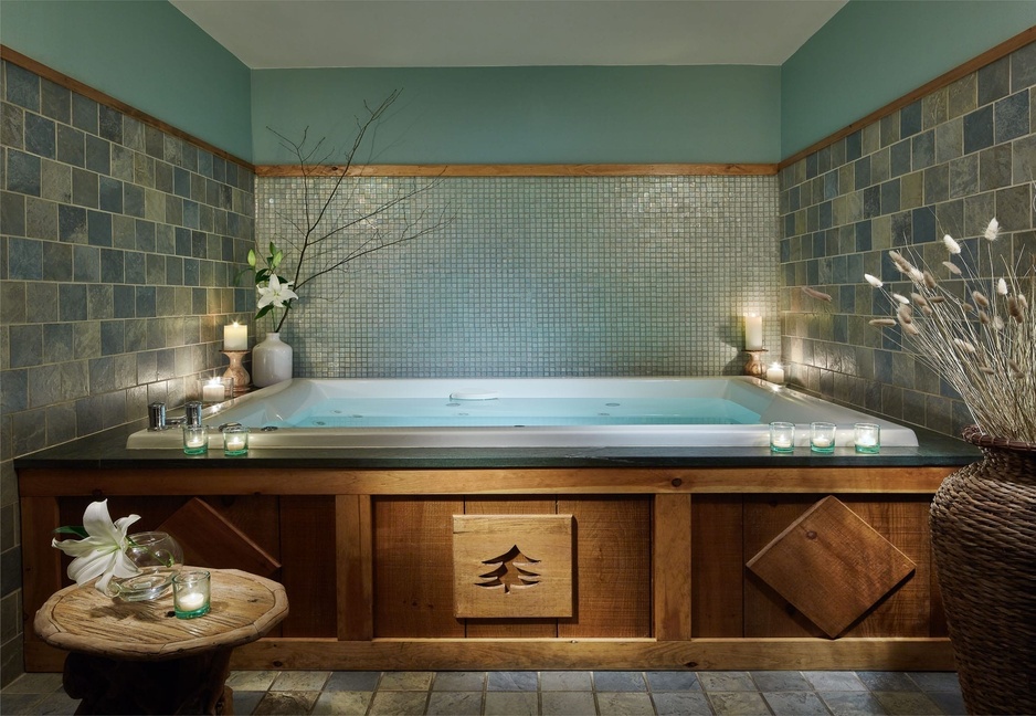 Whiteface Lodge Spa Tub