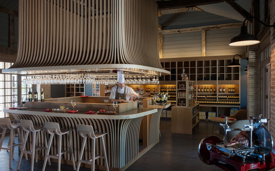 Les Sources de Caudalie - ROUGE: Gourmet Grocery and Wine Bar