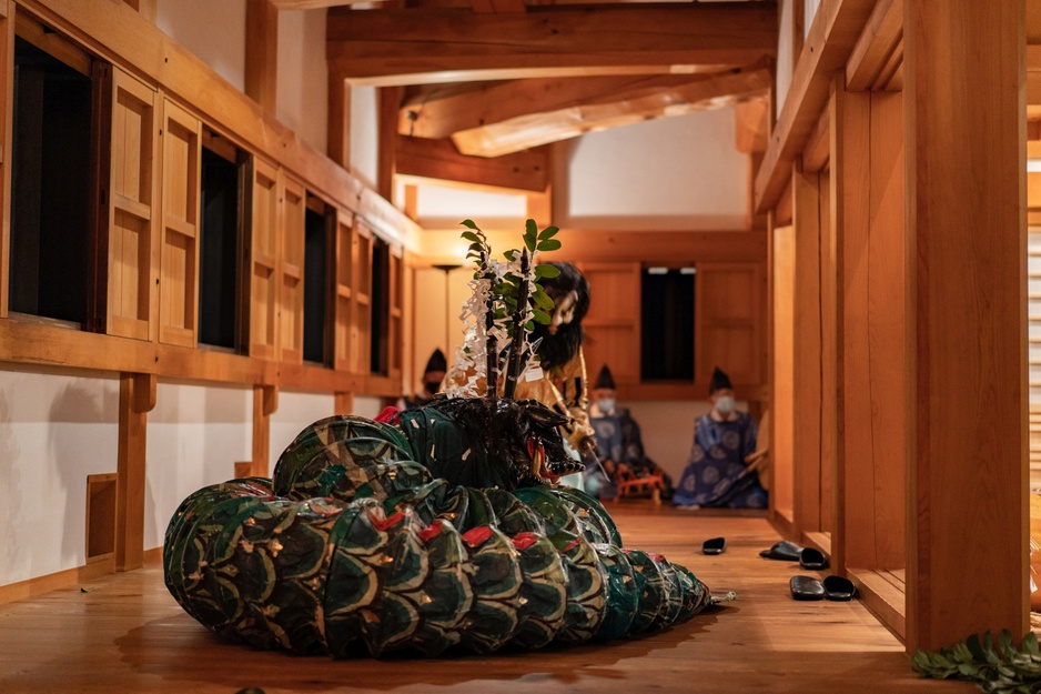 Shinto Dance